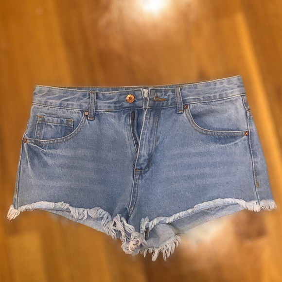 Pants - Light wash Denim Jean Frayed Shorts